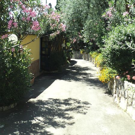 Hotel Baia Delle Sirene Taormina Exterior foto
