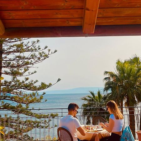 Hotel Baia Delle Sirene Taormina Exterior foto