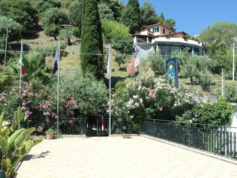 Hotel Baia Delle Sirene Taormina Exterior foto