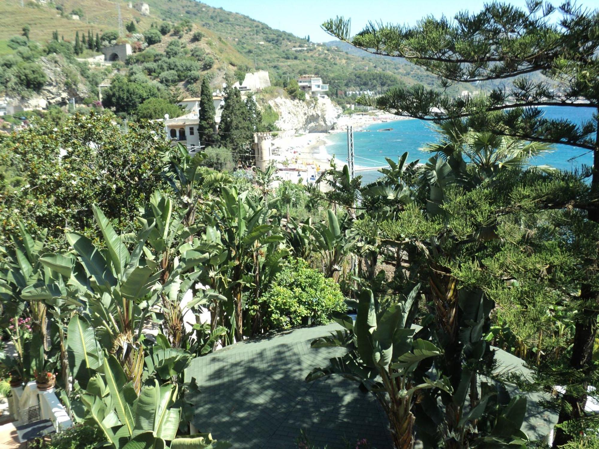 Hotel Baia Delle Sirene Taormina Exterior foto