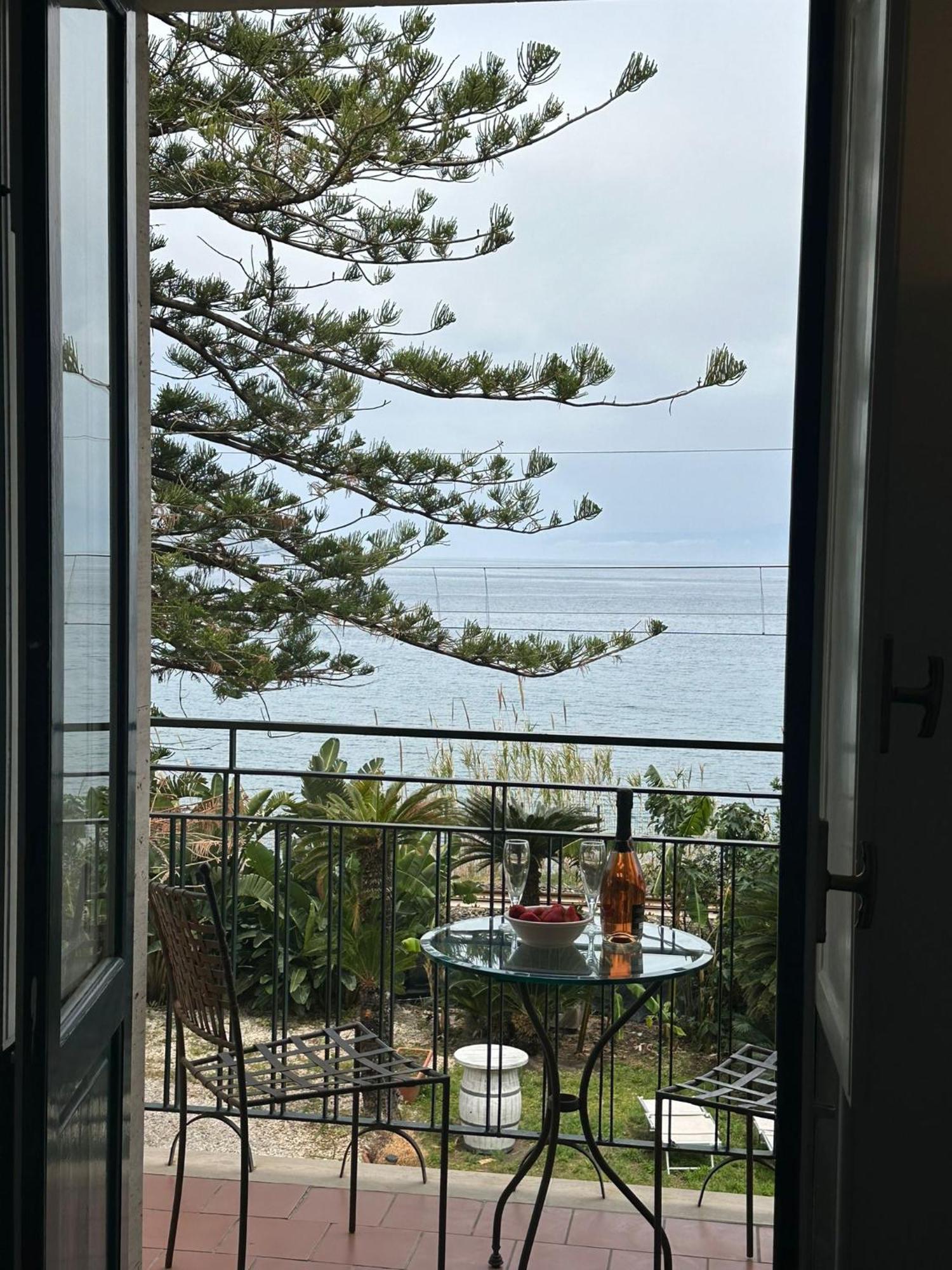 Hotel Baia Delle Sirene Taormina Exterior foto