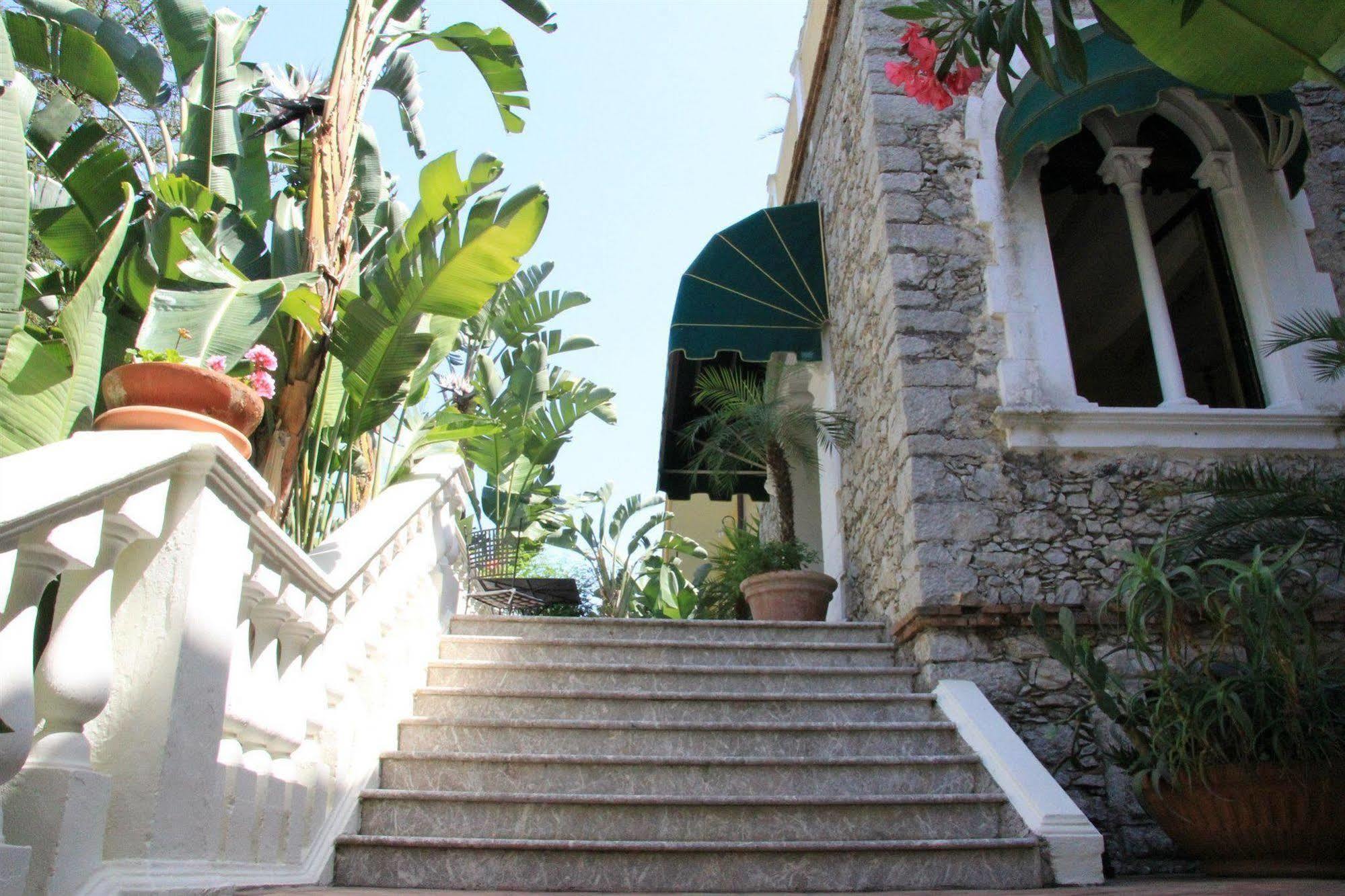 Hotel Baia Delle Sirene Taormina Exterior foto